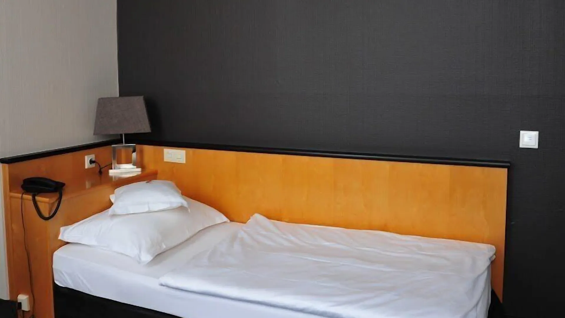 Hotel Lindenhof Ντίσελντορφ